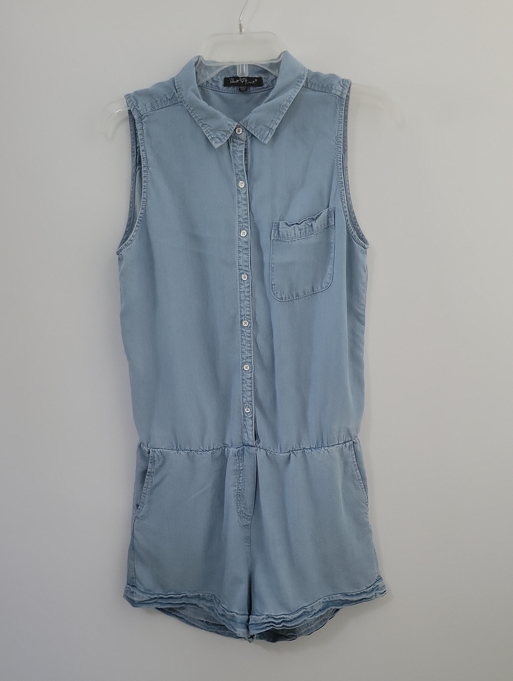 Velvet Heart Light Blue Chambrary Romper, Size Medium